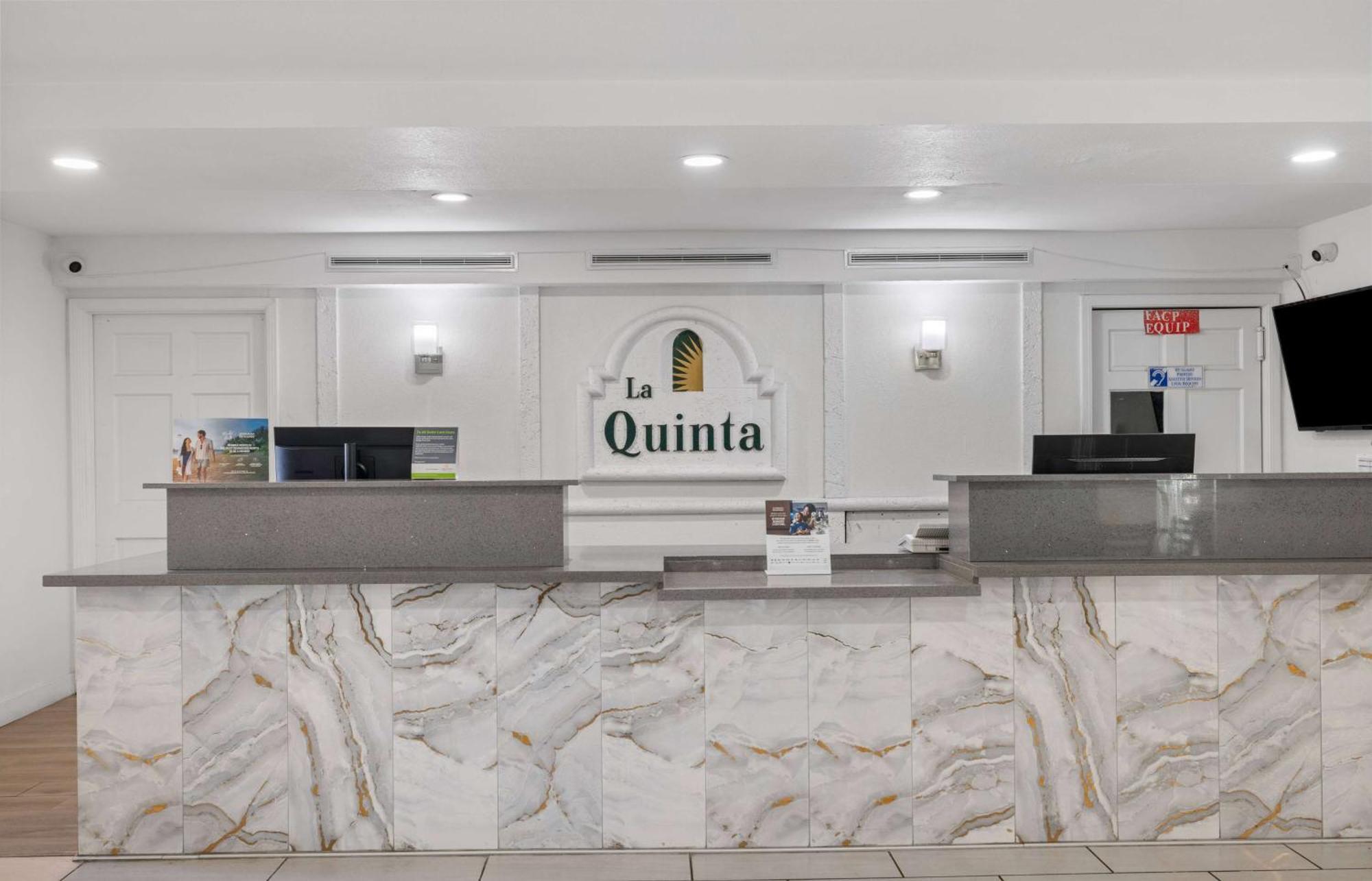 La Quinta Inn By Wyndham Stockton Exterior foto